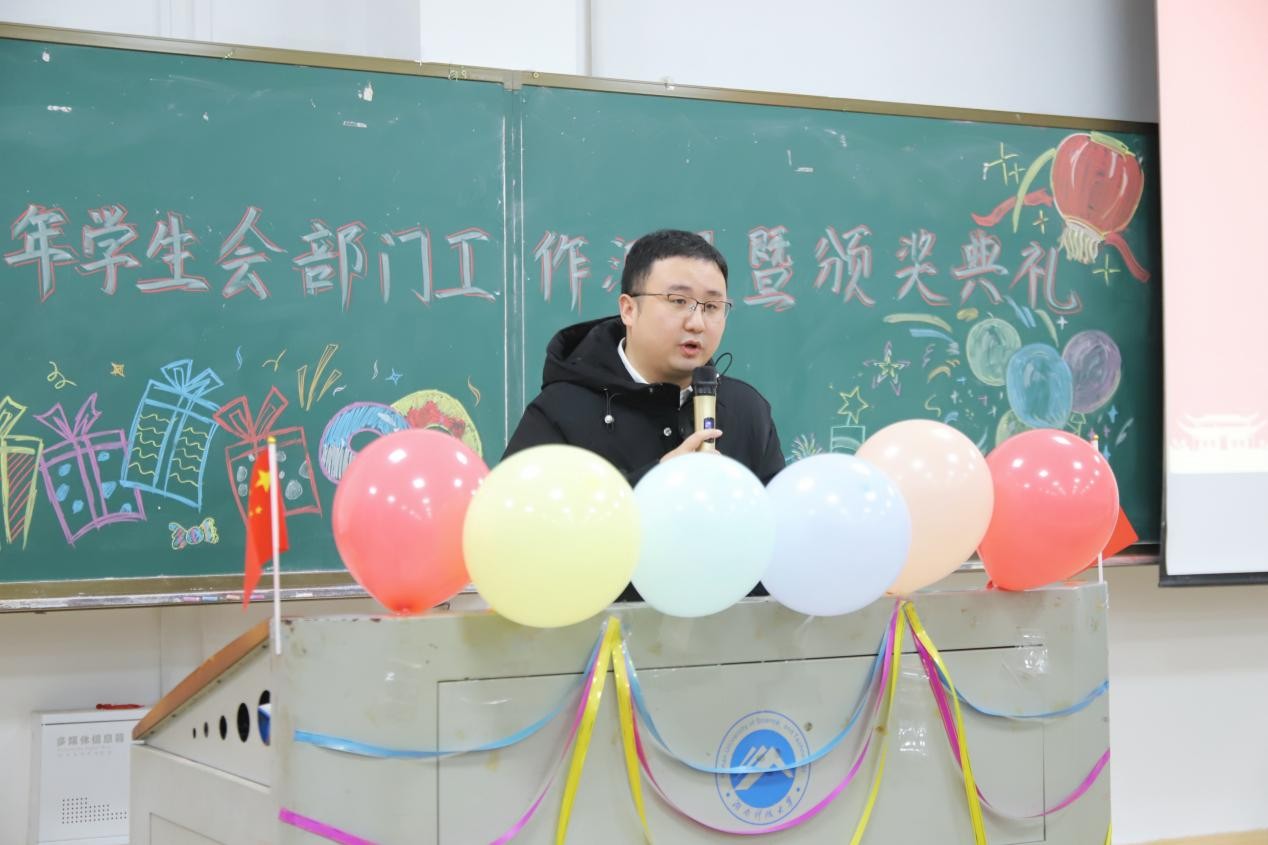 4eb88327173a4bd0bf3472fc2140a8af.jpg 4eb88327173a4bd0bf3472fc2140a8af.jpg