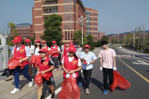 1505750071108983.jpg QQ图片20170918233809.jpg